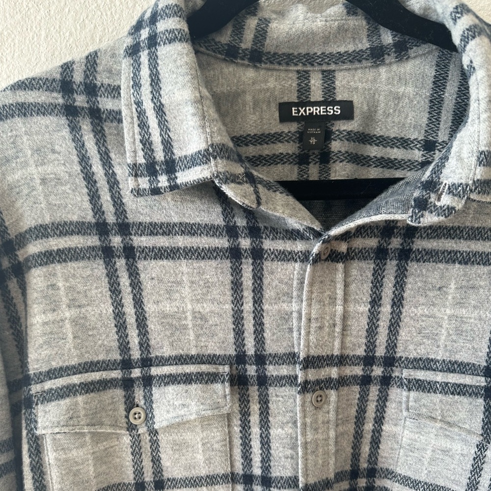 Express Shirt - Picture 5 of 5